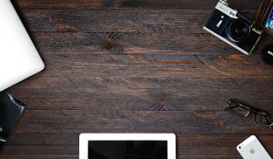 Detailed guide to constructing a functional and stylish wooden desk.